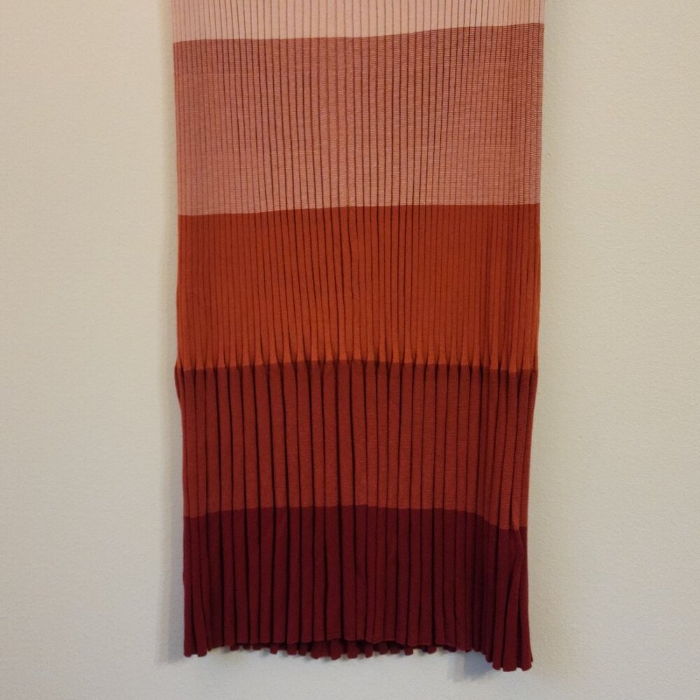 Banana Republic Ombré Pleated Sweater Midi Skirt Pink Women L Classic Casual Fun - Picture 5 of 12